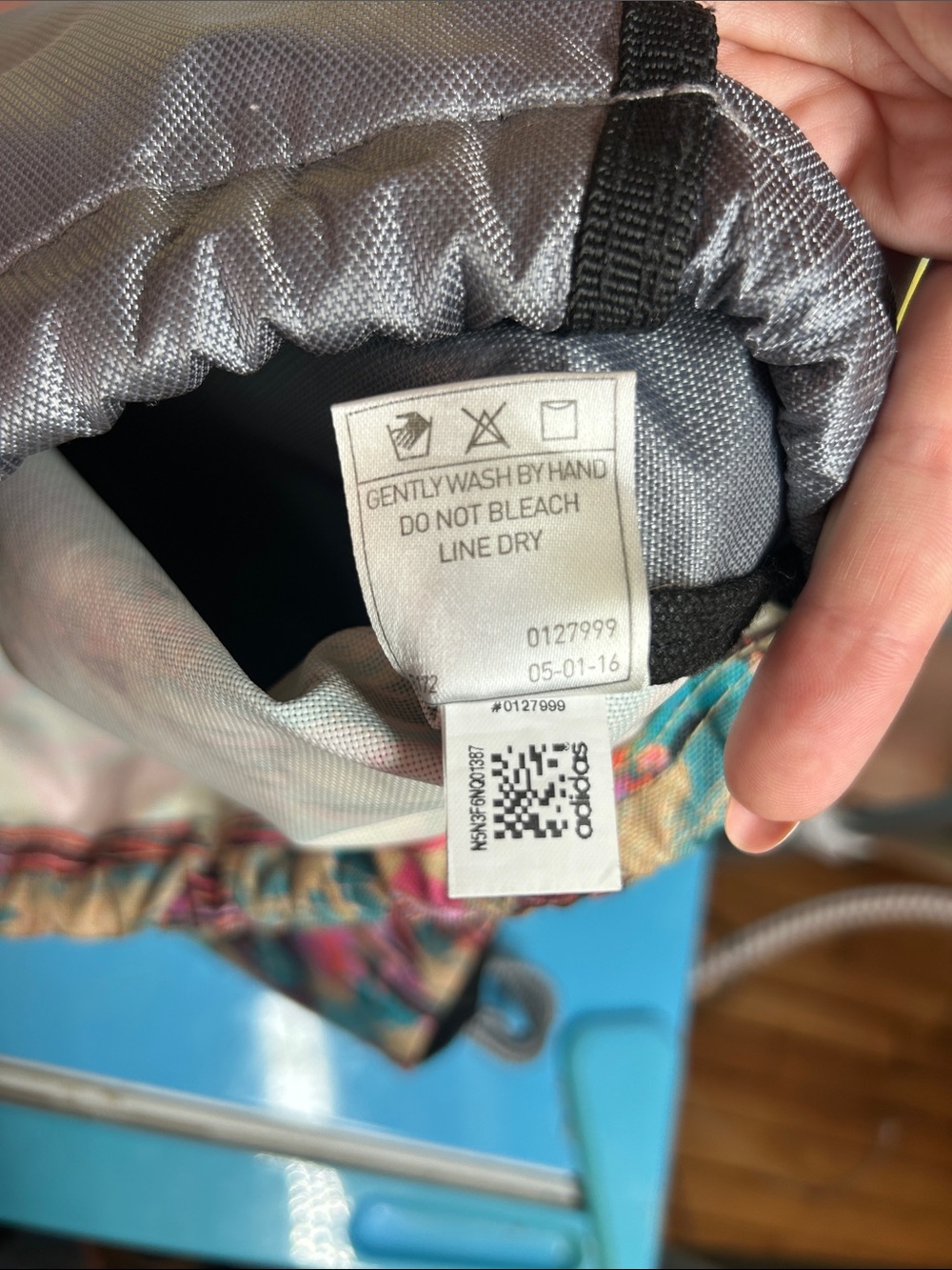 Silver Drawstring Backpack with Accent Print - Picture 11 of 12
